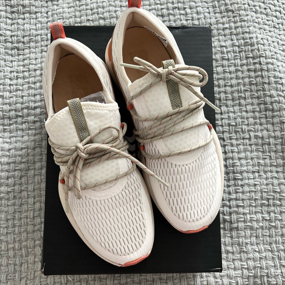 Sorel athletic shoes